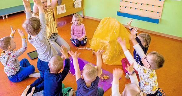 Die Verwaltung will eine Umfrage zur Kinderbetreuung starten. Die Verwaltung will eine Umfrage zur Kinderbetreuung starten.