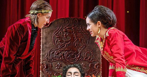 „Die Ruhe kommt vor dem Sturm“: Monteverdis „L‘incoronazione di Poppea“ im Wilhelmatheater. „Die Ruhe kommt vor dem Sturm“: Monteverdis „L‘incoronazione di Poppea“ im Wilhelmatheater.