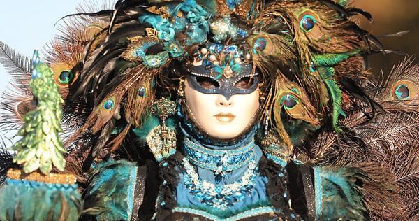 Freier Eintritt für das Blühende Barock nur am Freitag: Anders als in früheren Jahren müssen Maskenträger zahlen, wenn sie Samst Freier Eintritt für das Blühende Barock nur am Freitag: Anders als in früheren Jahren müssen Maskenträger zahlen, wenn sie Samstag und Sonntag in den Schlosspark wollen.