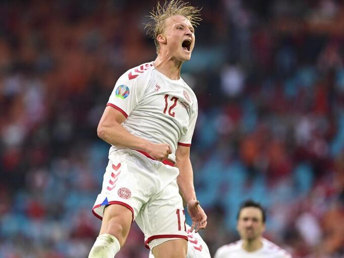 Dolberg trifft doppelt: Dänemark besiegt Wales - Sport ...