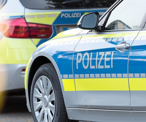 Die Polizei sucht Zeugen nach dem Überfall in Kornwestheim. Symbolbild: studio v-zwoelf - stock.adobe.com