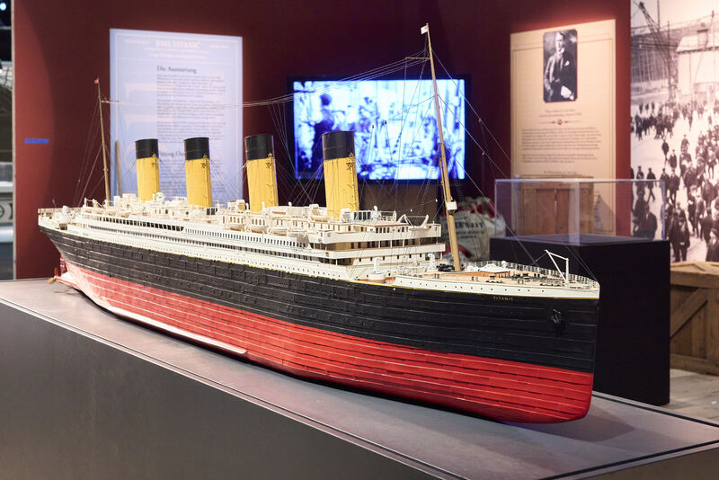 Ein Modell der legendären Titanic.