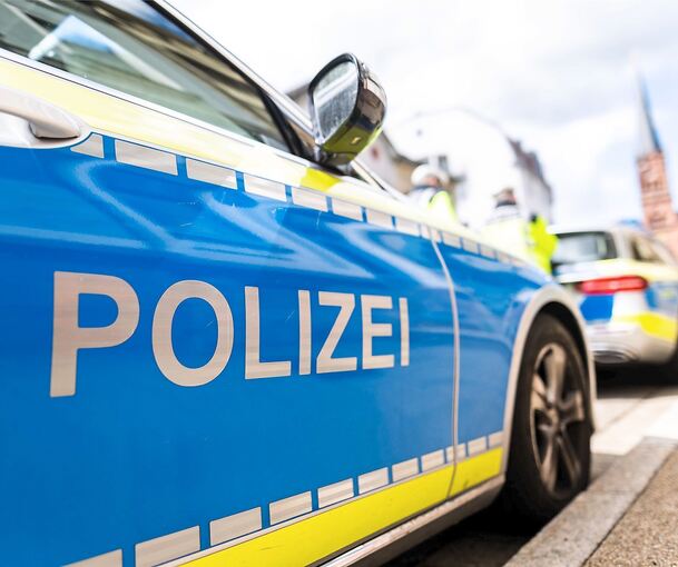 Die Polizei sucht Zeugen des Vorfalls in der Asperger Metterstraße.