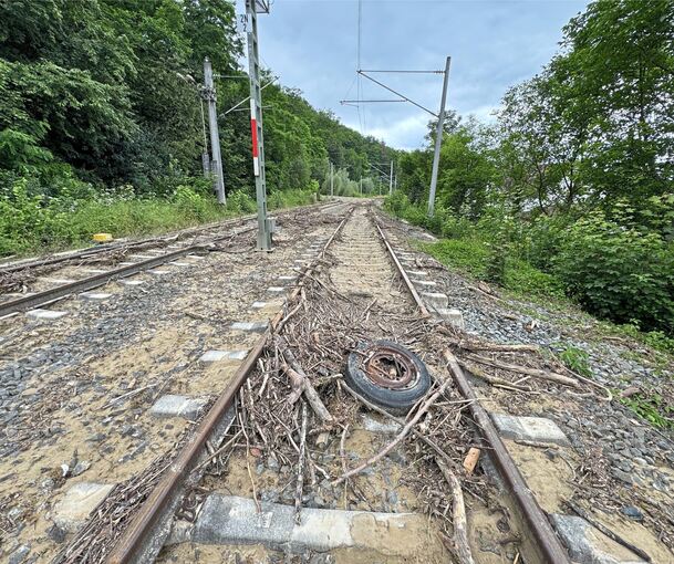 So sah die Bahnstrecke zwischen Marbach und Backnang direkt nach dem Unwetter aus.