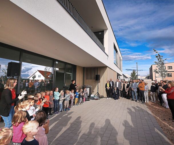 Mit einer Feier ist das Bönnigheimer Familienzentrum im Wohngebiet Schlossfeld eingeweiht worden.