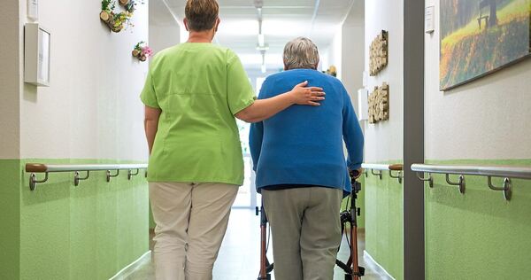 Kommt eine Pflegereform? Foto: Sina Schuldt/dpa Kommt eine Pflegereform?