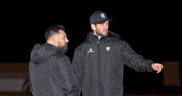 08-Trainer Daniel Zmpitas mit seinem Co-Trainer Imran Halilovic. 08-Trainer Daniel Zmpitas mit seinem Co-Trainer Imran Halilovic.