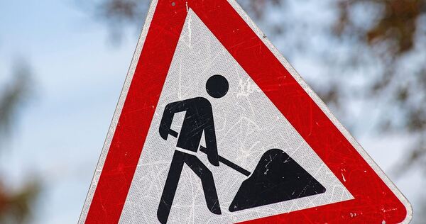 Baustelle an der Schiffsanlegestelle Poppenweiler. Foto: Stefan Sauer/dpa Baustelle an der Schiffsanlegestelle Poppenweiler.