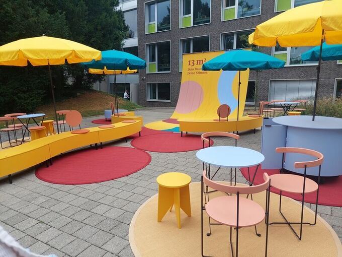 So sieht einer der Gesprächsräume des Landeszentrale für politische Bildung aus.