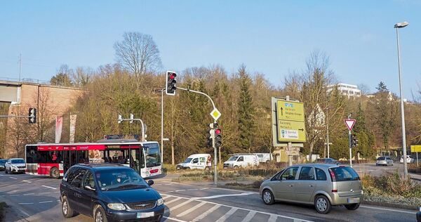Die Oehler-Kreuzung in Marbach auf der L1100 soll im Zuge der Baumaßnahme Murrbrücke ebenfalls umgebaut werden. Hier gibt es abe Die Oehler-Kreuzung in Marbach auf der L1100 soll im Zuge der Baumaßnahme Murrbrücke ebenfalls umgebaut werden. Hier gibt es aber noch offene Punkte.