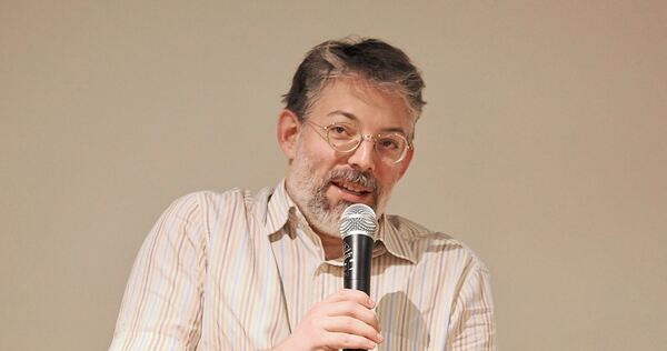 Tomer Dotan Dreyfus bei seiner Lesung im Kulturzentrum. Tomer Dotan Dreyfus bei seiner Lesung im Kulturzentrum.