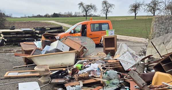 Dieses Bild bot sich Ende Februar auf dem Erdmannhäuser Häckselplatz. Dieses Bild bot sich Ende Februar auf dem Erdmannhäuser Häckselplatz.