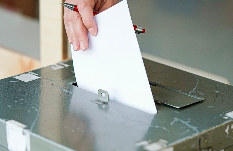 Baden-Württemberg wählt am 8. März einen neuen Landtag. Baden-Württemberg wählt am 8. März einen neuen Landtag.