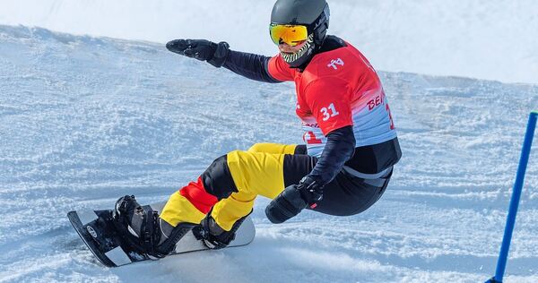 Christian Schmiedt – hier in Peking 2022 – ist am Donnerstag erstmals gefordert. Foto: dpa Christian Schmiedt – hier in Peking 2022 – ist am Donnerstag erstmals gefordert.