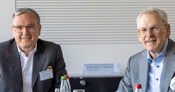 Gute Bilanzzahlen, gute Laune: Dürr-Chef Jochen Weyrauch und Finanzvorstand Dietmar Heinrich. Gute Bilanzzahlen, gute Laune: Dürr-Chef Jochen Weyrauch und Finanzvorstand Dietmar Heinrich.