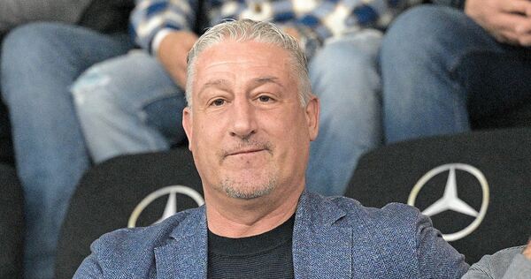 Jürgen Kramny schätzt seinen Job als Trainer-Beobachter auf der Tribüne.Foto: Eibner Jürgen Kramny schätzt seinen Job als Trainer-Beobachter auf der Tribüne.