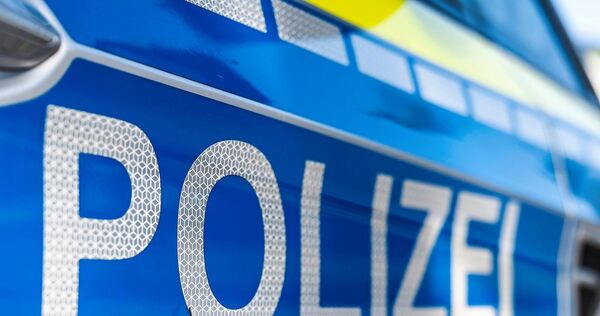 Die Polizei stellte beim Atemalkoholtest fest, dass der 27-Jährige 1,6 Promille hatte. Die Polizei stellte beim Atemalkoholtest fest, dass der 27-Jährige 1,6 Promille hatte.
