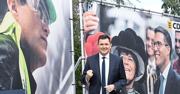 Tobias Vogt setzt im Kreis eine Bestmarke bei den Direktmandaten. Er ist als CDU-Generalsekretär aber auch für den aalglatten Wa Tobias Vogt setzt im Kreis eine Bestmarke bei den Direktmandaten. Er ist als CDU-Generalsekretär aber auch für den aalglatten Wahlkampf seines Duzfreundes Manuel Hagel mitverantwortlich.