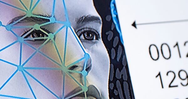 Eine Computergrafik zum Thema Gesichtserkennung auf einem Monitor am bayerischen Landeskriminalamt. Eine Computergrafik zum Thema Gesichtserkennung auf einem Monitor am bayerischen Landeskriminalamt.