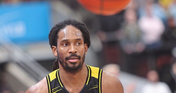 Hilft den Riesen mit seiner Ruhe und Erfahrung: Neuzugang Terrell Harris. Hilft den Riesen mit seiner Ruhe und Erfahrung: Neuzugang Terrell Harris.