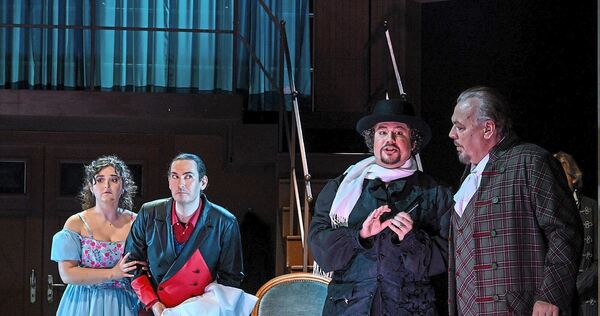 Die Singspielfreude ist eine pure Wonne: Rossinis „Il barbiere di Siviglia“ am Theater Pforzheim. Die Singspielfreude ist eine pure Wonne: Rossinis „Il barbiere di Siviglia“ am Theater Pforzheim.