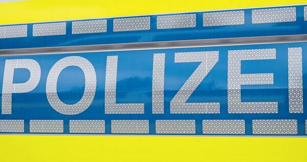 Die Polizei sucht noch nach Zeugen. Die Polizei sucht noch nach Zeugen.