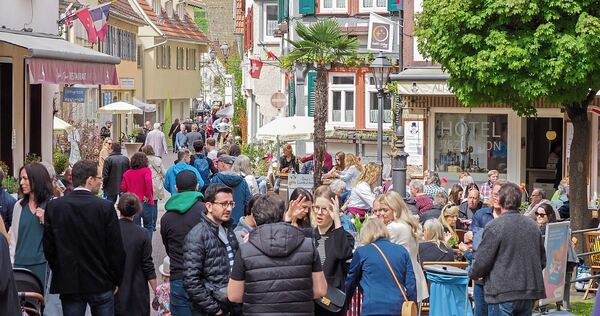 In Besigheim wird am Freitag und am Samstag bei „Gläsle im Sträßle“ wieder Wein ausgeschenkt. In Besigheim wird am Freitag und am Samstag bei „Gläsle im Sträßle“ wieder Wein ausgeschenkt.