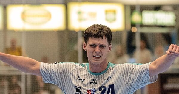 Bietigheims Spieler des Abends: Rückraum-Hüne Maxim Orlov. Foto: Eibner Bietigheims Spieler des Abends: Rückraum-Hüne Maxim Orlov.