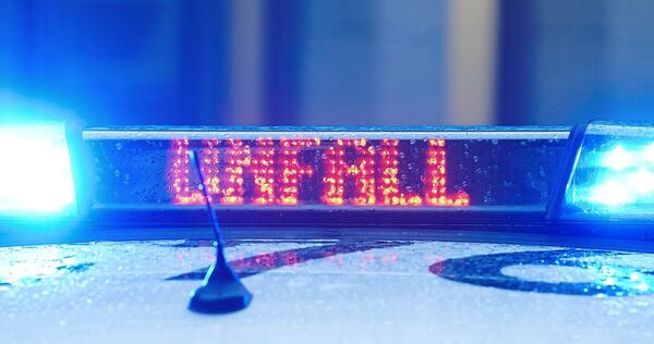 Ein Auffahrunfall hat sich auf der Aldinger Straße ereignet. Ein Auffahrunfall hat sich auf der Aldinger Straße ereignet.