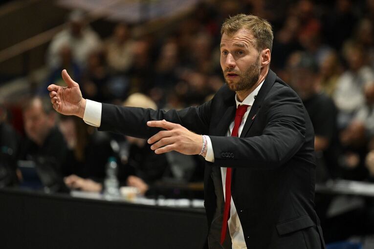 Anton Gavel Anton Gavel