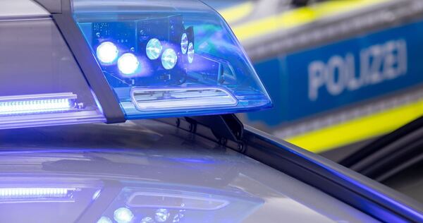 Polizei - Symbolbild Polizei - Symbolbild
