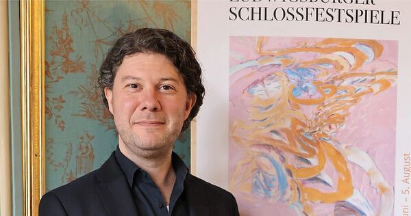 Optimistischer Blick auf die Saison 2026: Intendant Lucas Reuter. Optimistischer Blick auf die Saison 2026: Intendant Lucas Reuter.