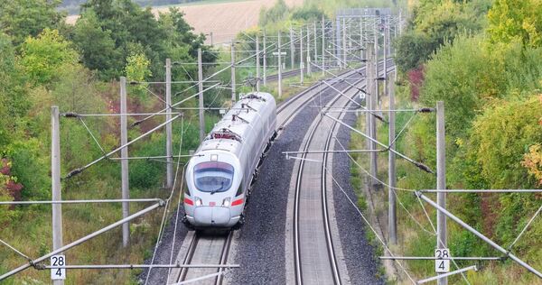 Störungen im Bahnverkehr Störungen im Bahnverkehr