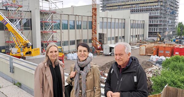 Nicole Weskamp, Corinna Bosch und Hans-Jürgen Rapp haben die Investitionen des Landes auf dem Ludwigsburger Campus fest im Blick Nicole Weskamp, Corinna Bosch und Hans-Jürgen Rapp haben die Investitionen des Landes auf dem Ludwigsburger Campus fest im Blick. „Hier wird ein größeres Rad gedreht“, sagt Corinna Bosch.