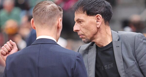 Alexander Reil (r.) hat drei Favoriten für Mikko Riipinens Nachfolge. Foto: bm Alexander Reil (r.) hat drei Favoriten für Mikko Riipinens Nachfolge.