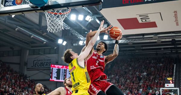 Bamberg Baskets - Alba Berlin Bamberg Baskets - Alba Berlin