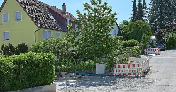 Die Baustelle an der Ecke Paulinenstraße/Luisenstraße auf einem Foto von vergangener Woche: Netze BW wird hier noch Kabel verleg Die Baustelle an der Ecke Paulinenstraße/Luisenstraße auf einem Foto von vergangener Woche: Netze BW wird hier noch Kabel verlegen.