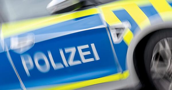 Die Polizei sucht noch nach Zeugen. Die Polizei sucht noch nach Zeugen.