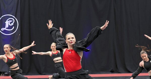 Die „Dance Works“-Formation. Die „Dance Works“-Formation.