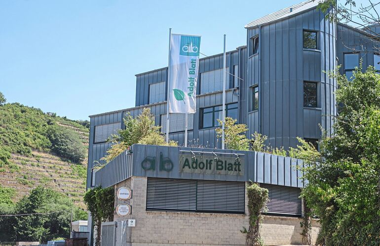 Der Unternehmenssitz von Adolf Blatt in Kirchheim: Die Firma wird ihre beiden Betonwerke am Neckar schließen. Der Unternehmenssitz von Adolf Blatt in Kirchheim: Die Firma wird ihre beiden Betonwerke am Neckar schließen.