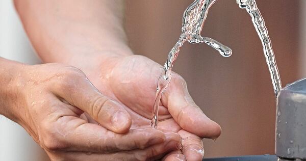 Der freie Zugang zu Trinkwasser ist an diesen Tagen besonders wichtig. Der freie Zugang zu Trinkwasser ist an diesen Tagen besonders wichtig.