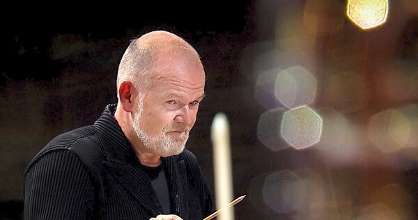 Spektakulären Klangereignisse: François-Xavier Roth dirigiert das SWR Symphonieorchester. Spektakulären Klangereignisse: François-Xavier Roth dirigiert das SWR Symphonieorchester.