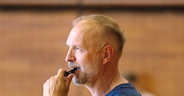 Hartmut Mayerhoffer. Hartmut Mayerhoffer.