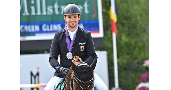 Die Vizeweltmeister: Linus Weiß und „Astrello“. Screenreader