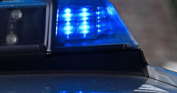 Die Frau wurde in eine psychiatrische Einrichtung gebracht. Die Frau wurde in eine psychiatrische Einrichtung gebracht.