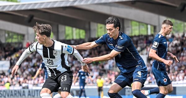 Hochkarätiger Neuzugang beim SGV Freiberg: Jeremias Lorch (rechts), hier im Trikot seines Ex-Vereins FC Viktoria Köln. Screenreader