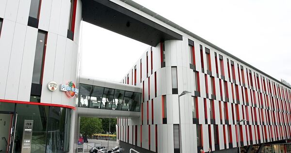 Gefragter Gebäudekomplex: Der VfB Stuttgart will die Immobilie kaufen und dort Büroflächen beziehen. Gefragter Gebäudekomplex: Der VfB Stuttgart will die Immobilie kaufen und dort Büroflächen beziehen.