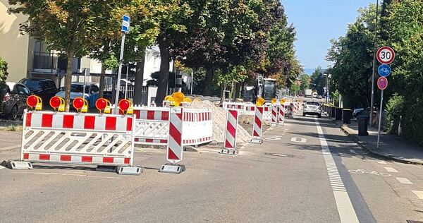 „Die Baustelle ist das Beste, was uns seit langem passiert ist.“ Die Anwohner freuen sich über den reduzierten Verkehr in der So „Die Baustelle ist das Beste, was uns seit langem passiert ist.“ Die Anwohner freuen sich über den reduzierten Verkehr in der Solitudeallee.