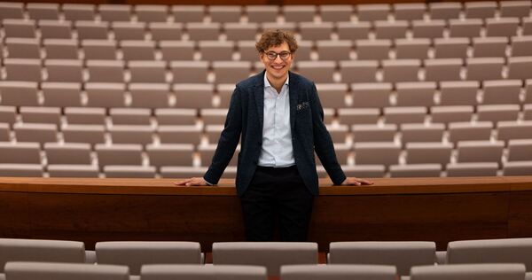 Bochumer Generalmusikdirektor Aurel Dawidiuk Bochumer Generalmusikdirektor Aurel Dawidiuk