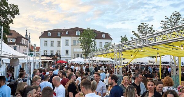 Die Weinlaube ist nur noch bis Samstag geöffnet. Die Weinlaube ist nur noch bis Samstag geöffnet.